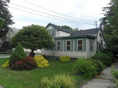 50 Utica St Hamilton Ny 13346 Zillow