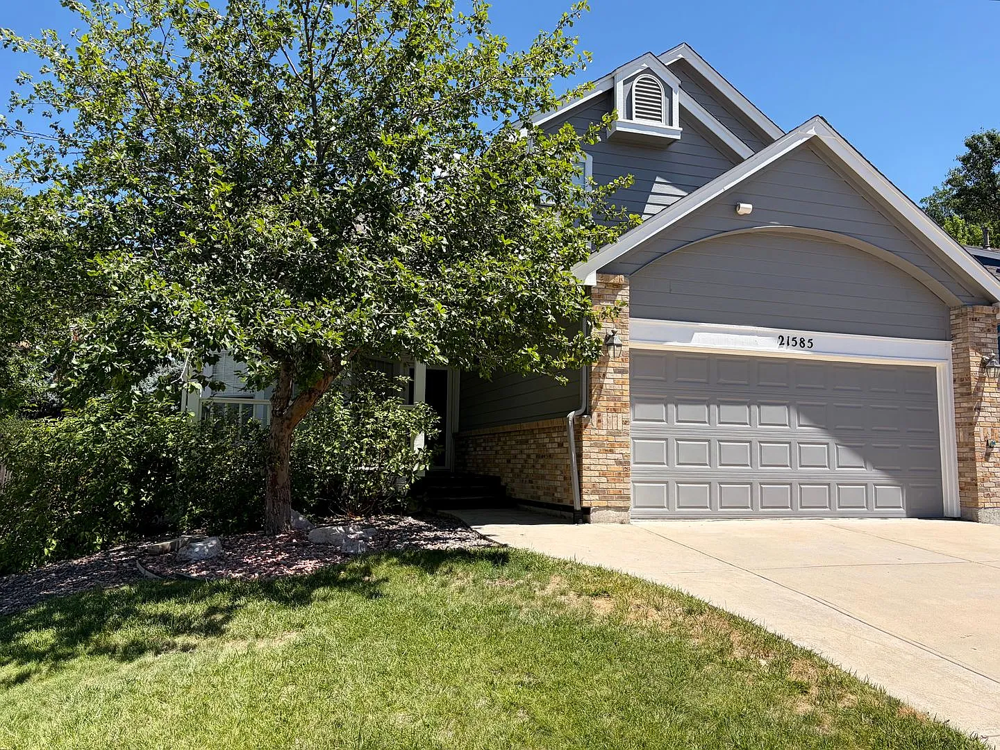 Spacious 3-bedroom, 3-bathroom home in the Villages of Parkerclose to parks, trails, and local sc... — Photo 3