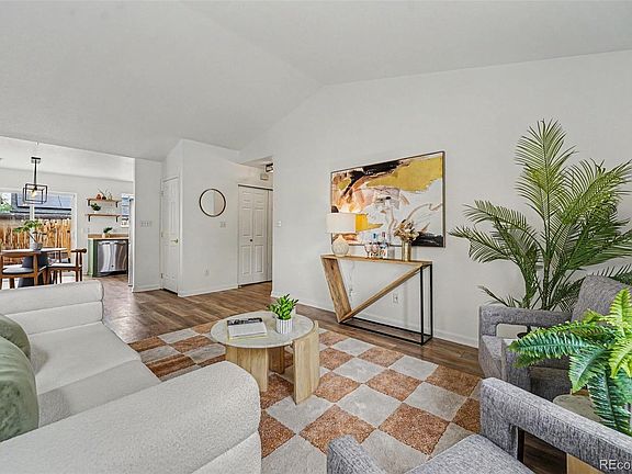 3rd image of 620 S Stuart Street