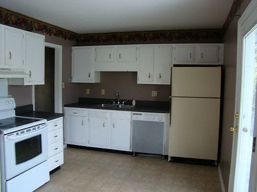 5th image of 6409 Cadbury Dr