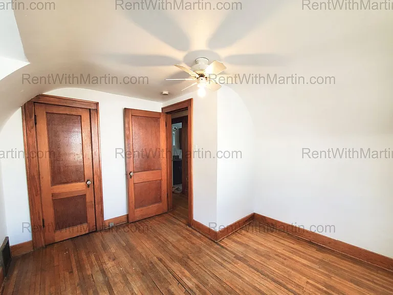 137 Hope Ave — Photo 16