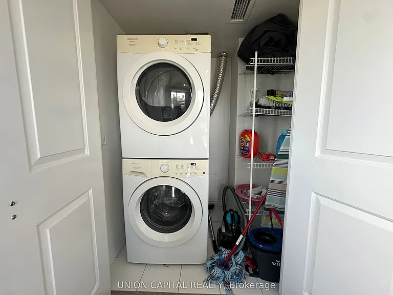 2015 Sheppard Ave E #1405 — Photo 9