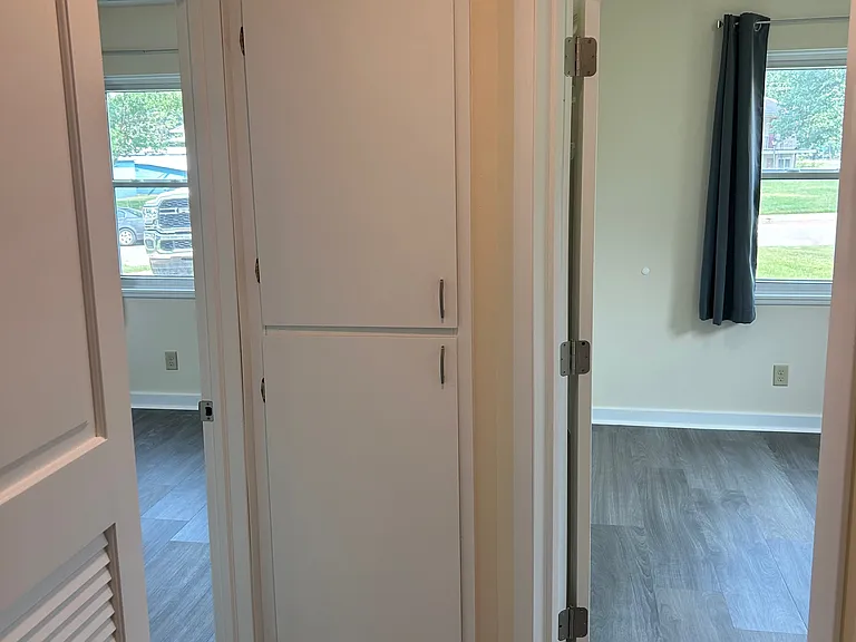 1103 Sylvan St #1 — Photo 11