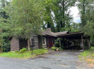 511 Westbrook Rd, Hendersonville, NC 28739