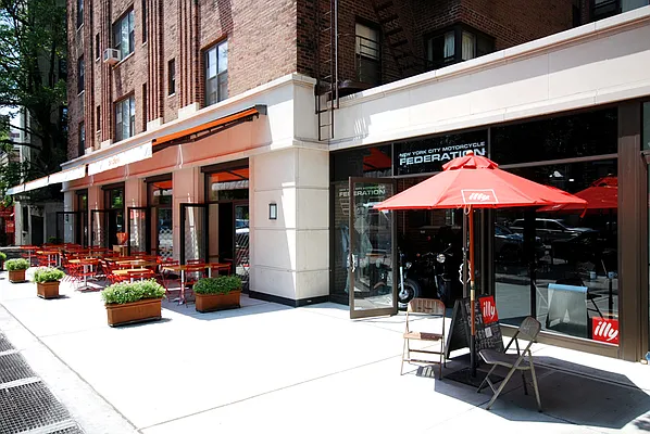 Rented by Stonehenge NYC LLC | media 50