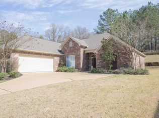 129 Baileys Ridge Cir #129, Clinton, MS 39056