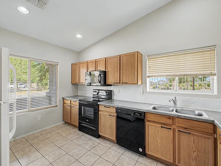 3442 S 96th Ave — Photo 19