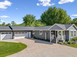 W770 Meadow Ln, Fountain City, WI 54629