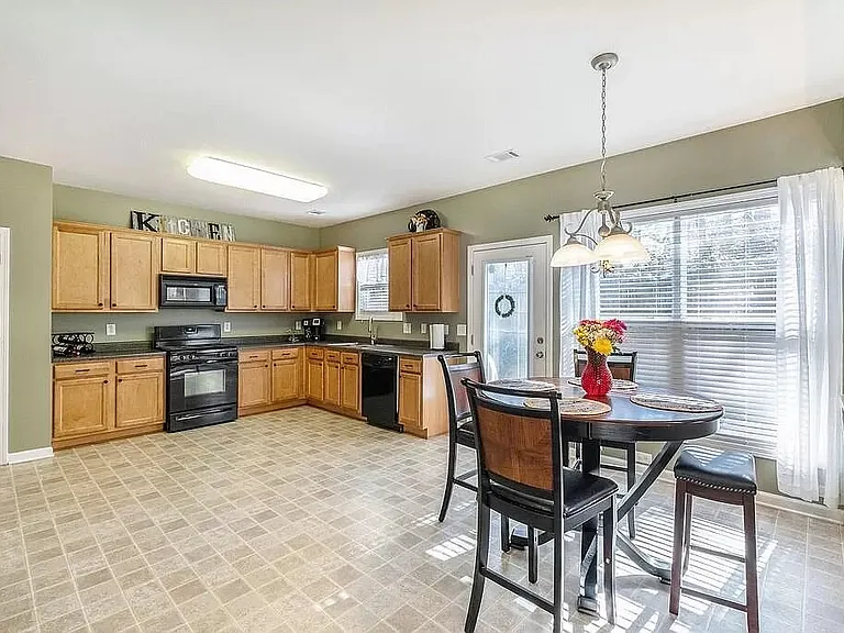 1032 Gather Dr — Photo 6
