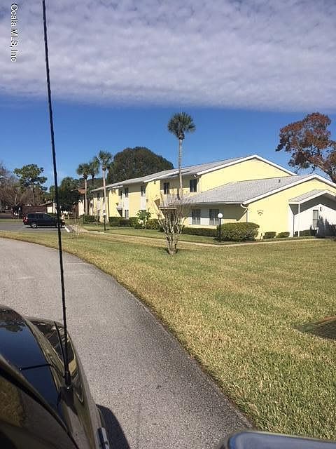 1st image of 630 Fairways Cir #B