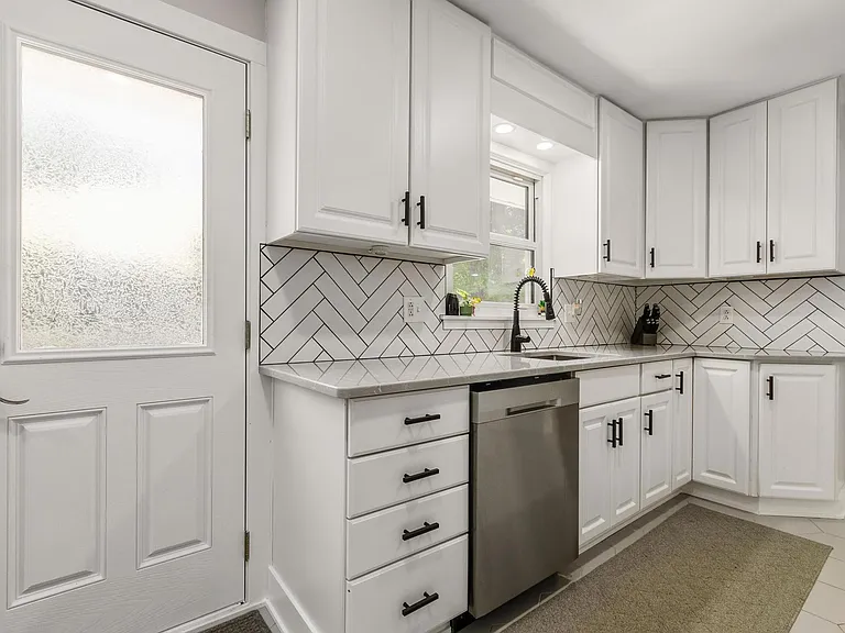 3337 Leighton Rd — Photo 16