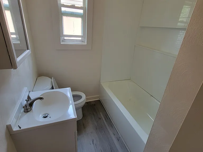 13 Fleck Ct — Photo 8