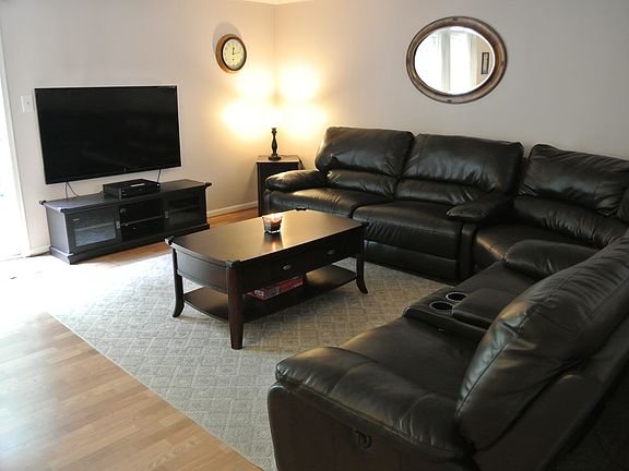 4th image of 15012 Oak Crest Ct