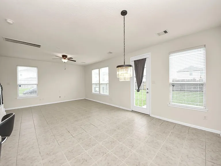 19403 Tinway Ct — Photo 38