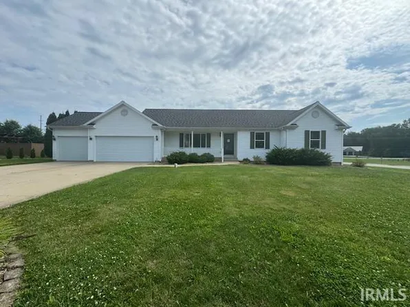 11855 Redbud Dr, Plymouth, IN 46563