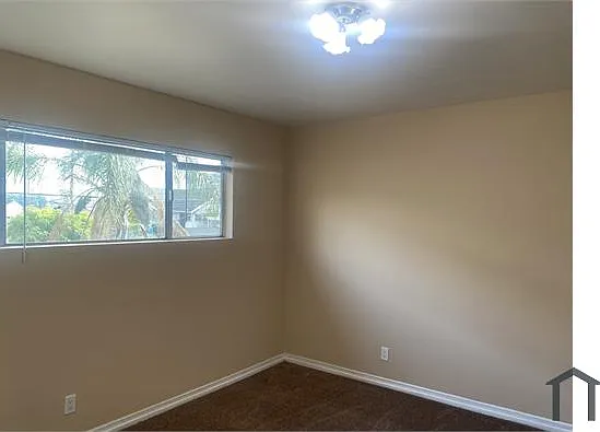 2121 W Court St #4 — Photo 21