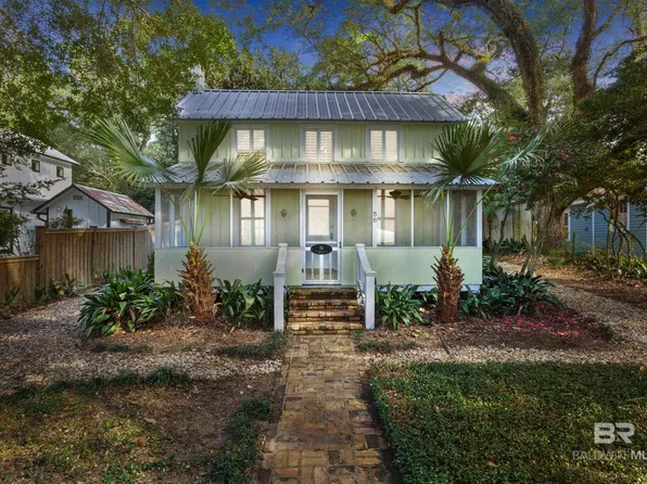 56 N Bayview St, Fairhope, AL 36532