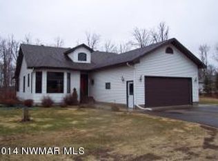 1704 Grotte Ave NE, Bemidji, MN 56601