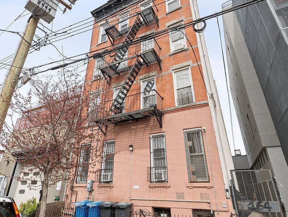 1st image of 164 Dikeman St