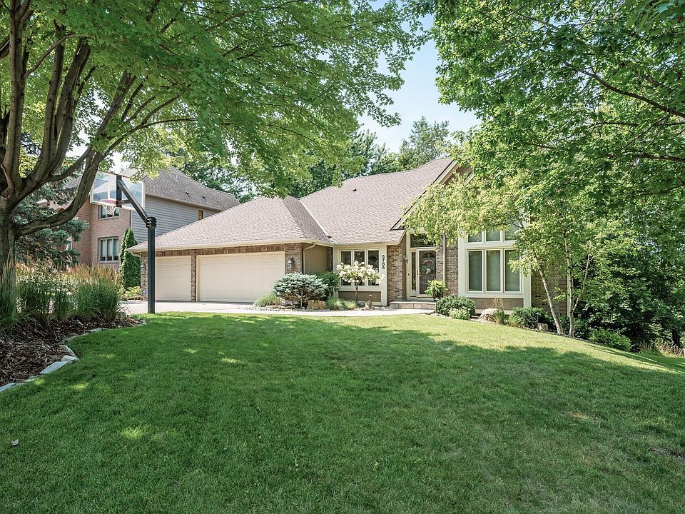 1st image of 5785 Rosewood Ln N
