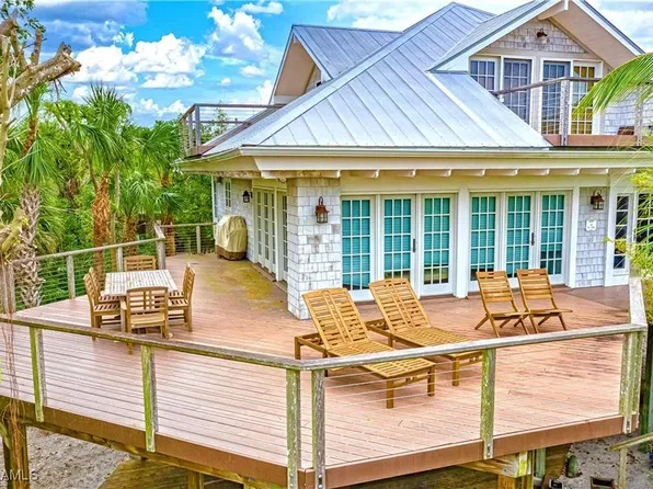 551 Gulf Ln, Captiva, FL 33924