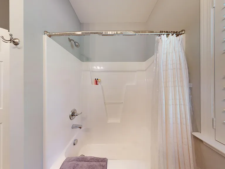 385 Central Dr — Photo 20