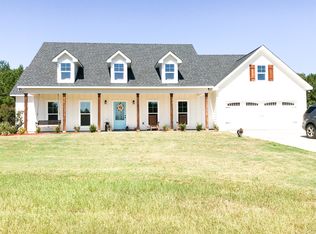 1742 Lee Road 294, Smiths Station, AL 36877