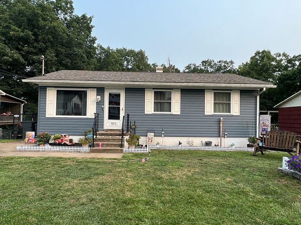 1st image of 815 Grandview St