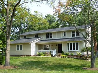 11991 Caves Rd, Chesterland, OH 44026