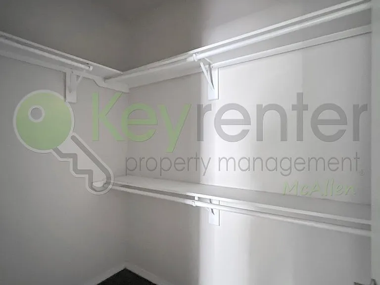 1609 W Cortlandt St #3 — Photo 17