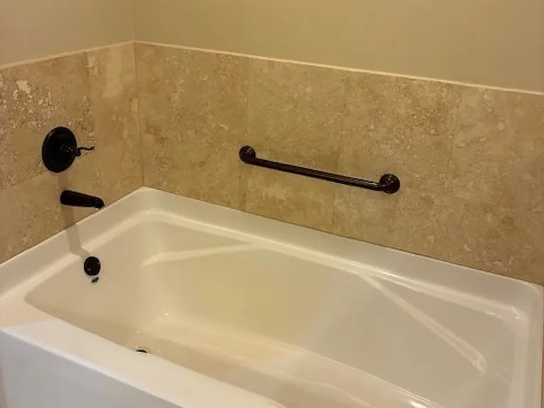 102 Miller Ct — Photo 29
