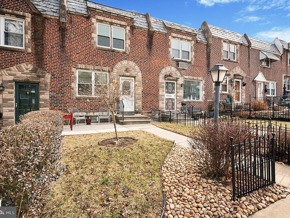 1st image of 5825 Newtown Ave
