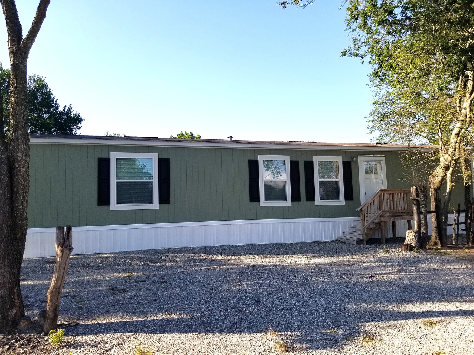 2 bed, 840 sqft, $1,275 — Photo 2