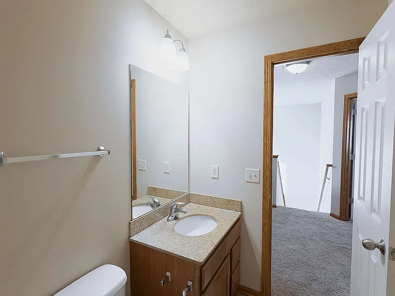 8815 Venice Ln — Photo 30