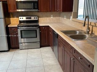 1733 Village Blvd APT 111, West Palm Beach, FL 33409