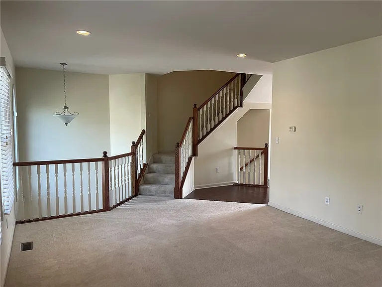 334 Marshall Heights Dr — Photo 7