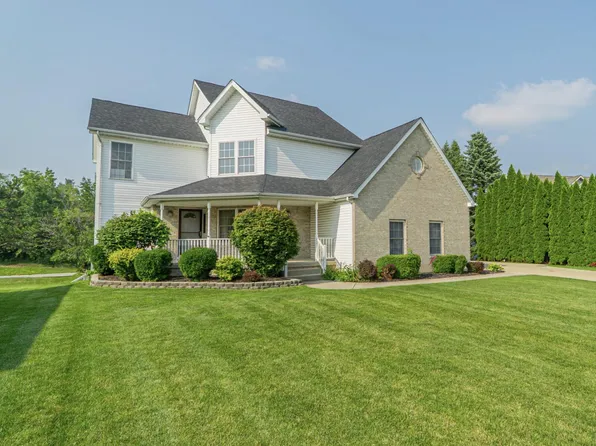 930 Doe Path Ln, Crown Point, IN 46307