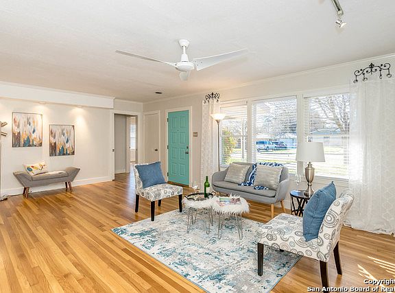 4th image of 239 Millwood Ln