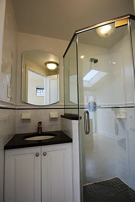 Rented by JK Dansar Corp | media 63