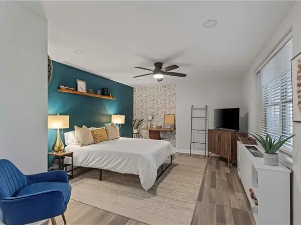 300 W Peachtree St NE Unit 3M, Atlanta, GA 30308