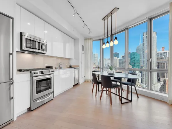 160 Madison Avenue image 4 of 17