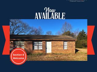 2799 Christmasville Rd, Jackson, TN 38305