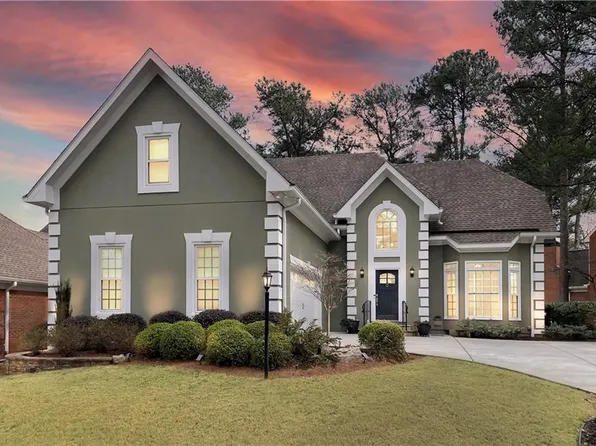 9795 Terrace Lake Point, Roswell, GA 30076