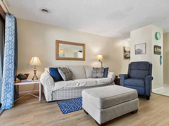 3rd image of 204 Maison Dr. #N-105