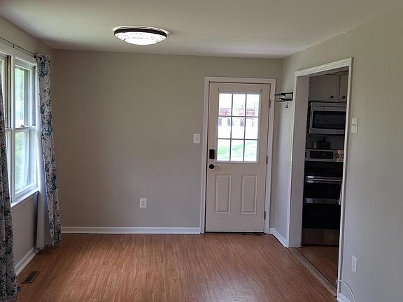 5th image of 714 Crosby Rd