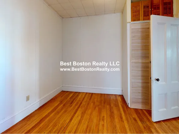 7 Aldie St #1, Allston, MA 02134