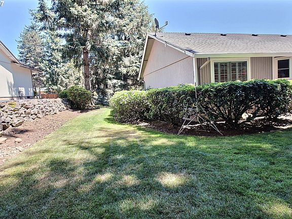 4th image of 2200 SE Talton Ave
