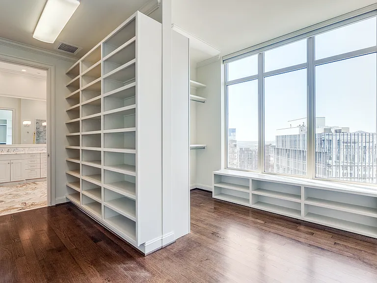 2555 N Pearl St #2001 — Photo 14
