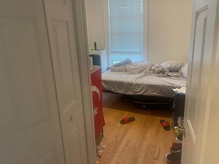 40 Newton St #2 — Photo 8