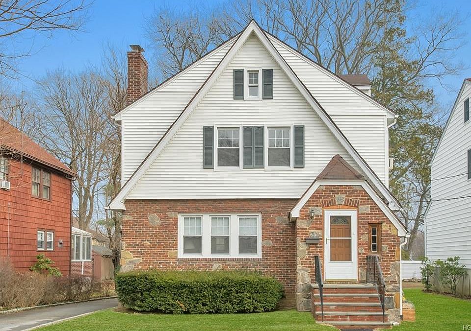 1st image of 17 Cobb Ave